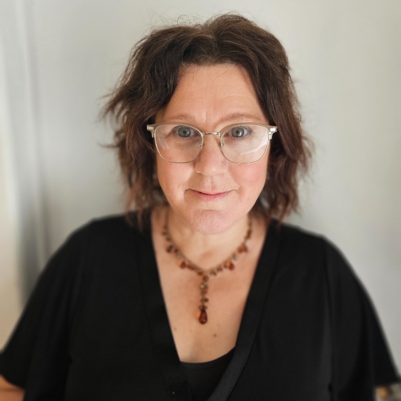 Giselle Irvan bio pic